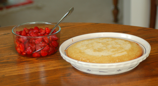 strawberriewcake strawberries and shortcake