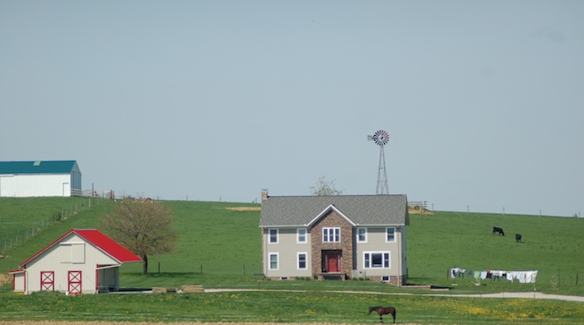 Amish place by Bruce Stambaugh