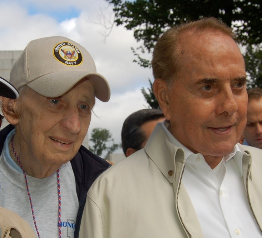 Bob Dole, WW II Memorial