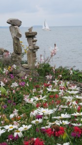 flowersandrocksculpturesbybrucestambaugh