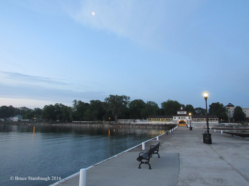 half moon, Lakeside OH